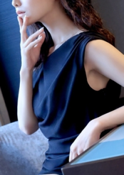 麗奈 YOKOHAMA芹沼  澪果