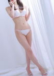 上原ひな