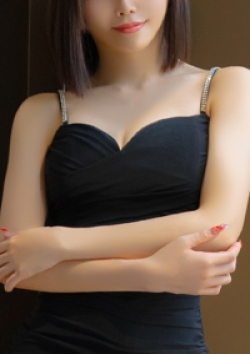 麗奈 YOKOHAMA絵上 夏帆