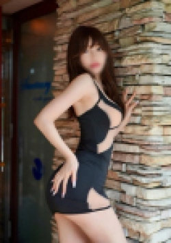 Ranunculus(ラナンキュラス)本多 みゆう