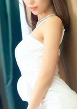 マダム麗奈 京都渚 泉水