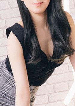 Erimina＋(エリミナプラス)実尋 まひろ