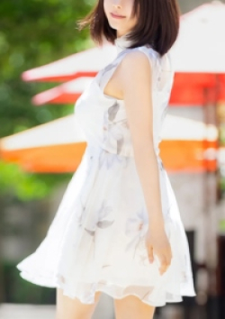 麗奈 NAGOYA萌乃 弥良