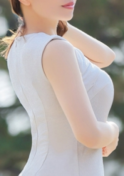 マダム麗奈 京都萱島 桃樺