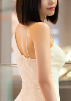 麗奈TOKYO絵上 夏帆