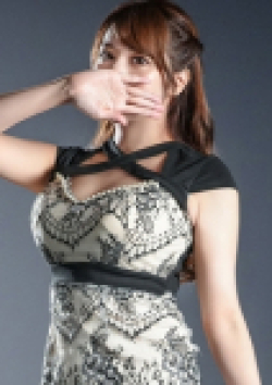 ELEGANCE夏生せりな