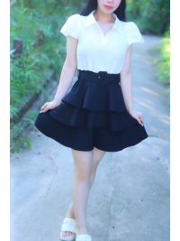 友香(25)　大手企業受付嬢