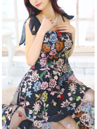 色香の調和を兼ね備えた圧倒的美貌