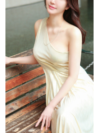 華やかでセクシーな芸術的な身体