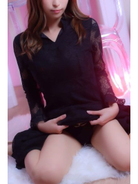 新奈(22) グラビアアイドル